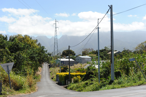 B.E.T.EL. Bureau d'Etudes Techniques et Electriques au Tampon. Etude basse tension aérienne